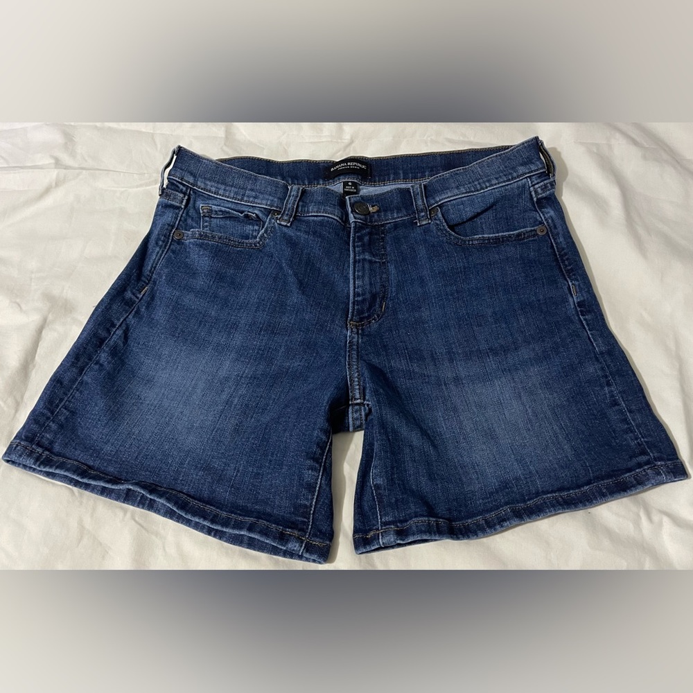 Banana Republic Women’s Denim Shorts, Size 6